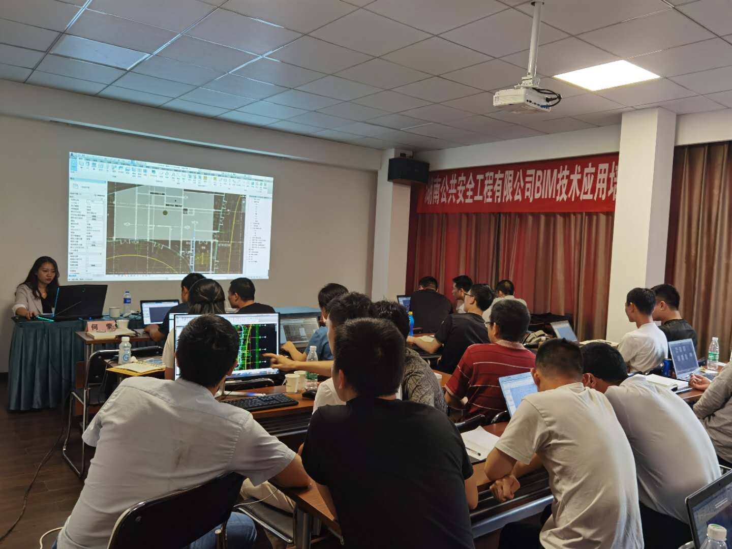 新澳门原材料1688大全